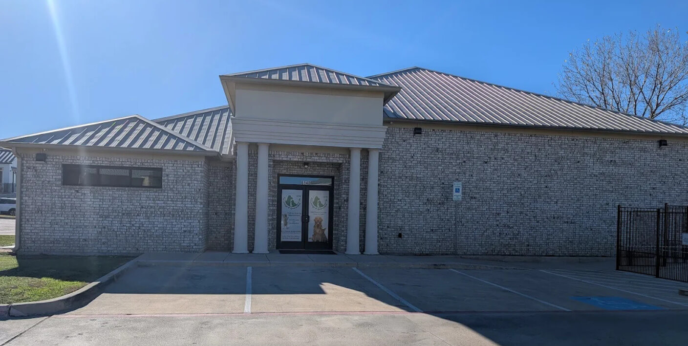Exterior of DFW Pet Lounge near Dallas Fort Worth International Airport
